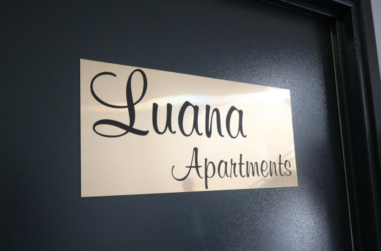 Luana Airport Apartments #9 Otopeni Eksteriør bilde